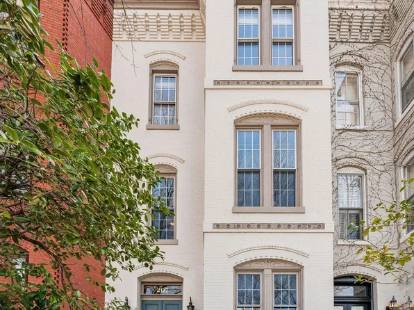 207 3rd St NE, Washington, DC 20002