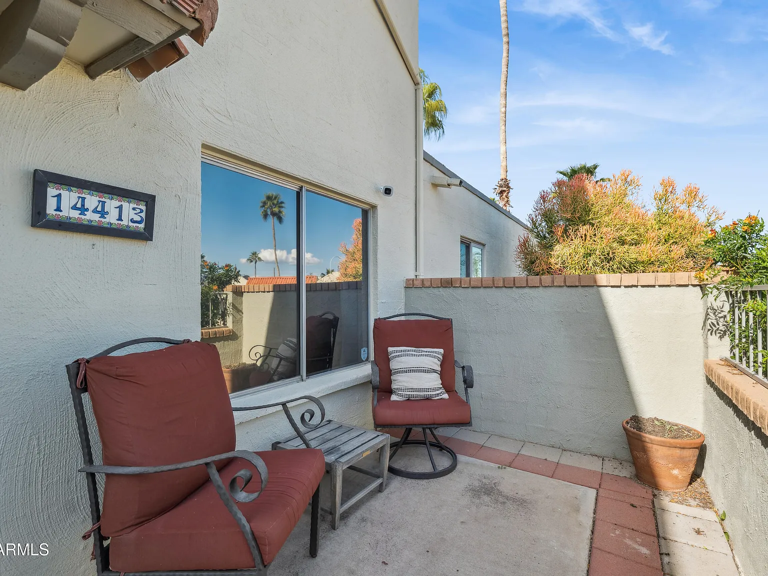 2 bed, 1.5 bath, 1000 sqft, $1,400 — Photo 4