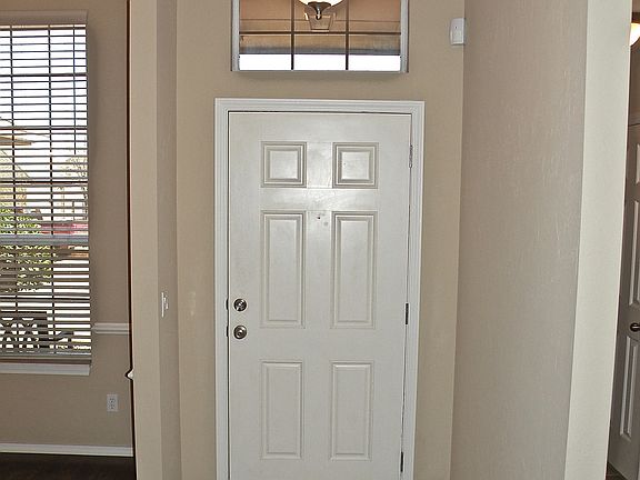 Front Entry Way