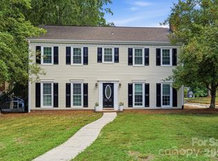 2106 Caleo Cir, Charlotte, NC 28270