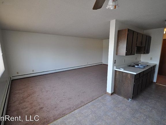 4th image of 55 Hyacinth Ave W APT 101