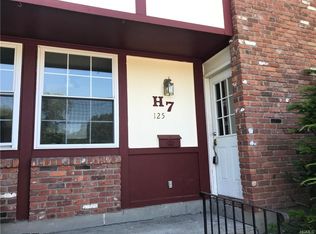 125 Rolling Way, Peekskill, NY 10566