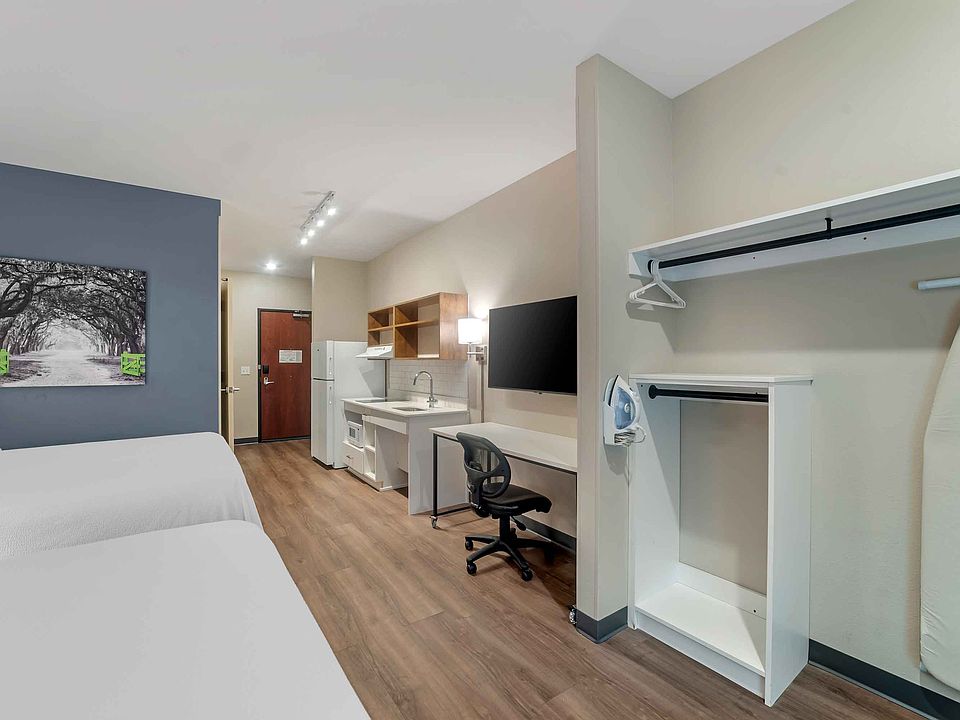 Studio Suite - 2 Queen Beds