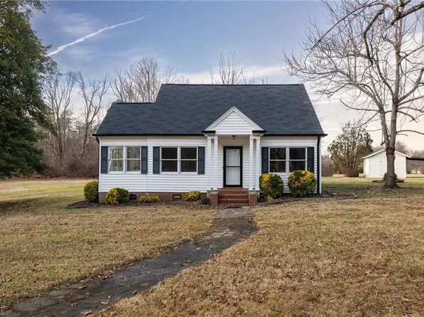 2339 Oak Ridge Rd, Oak Ridge, NC 27310