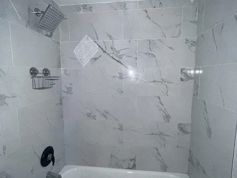 46 N Hermitage Ave — Photo 4