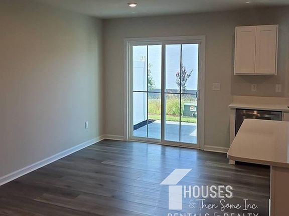5th image of 1512 Purrington Ln
