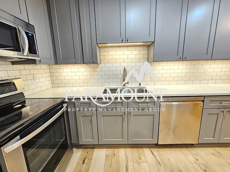 500 N National Ave #28 — Photo 4
