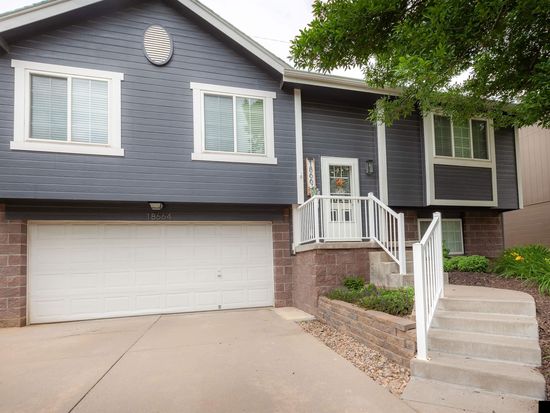 18664 R St, Omaha, NE 68135