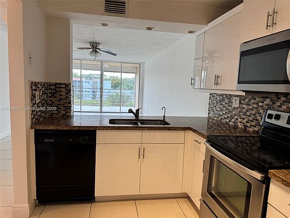 2nd image of 1831 Sabal Palm Dr APT 403