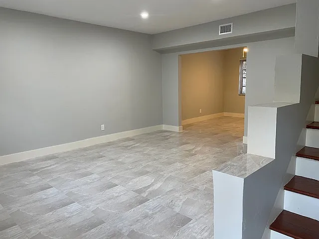 222 Zamora Ave #5 — Photo 3
