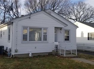 80 Waite St, Providence, RI 02908