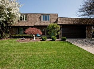 7929 Glen Ln, Darien, IL