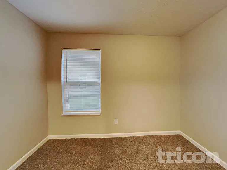 1263 Brookdale Ct — Photo 6
