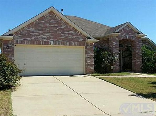 2710 Logan Dr