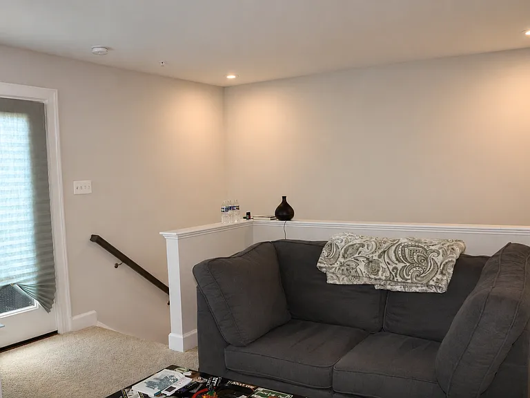 9543 Capital Ln — Photo 25