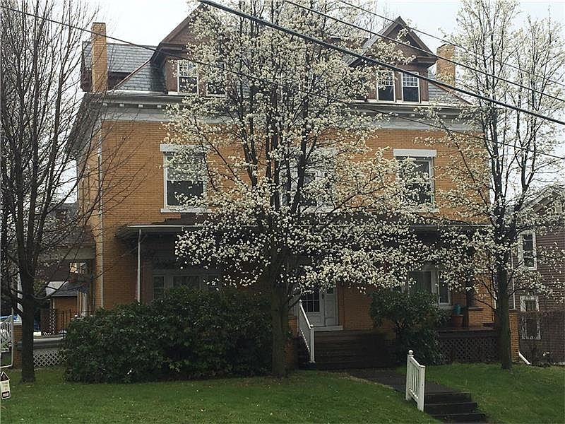 1st image of 535 E Brady St