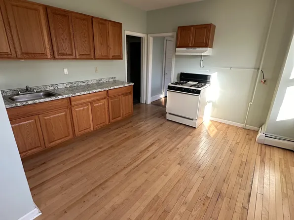 369 Franklin Ave #2S, Hartford, CT 06114