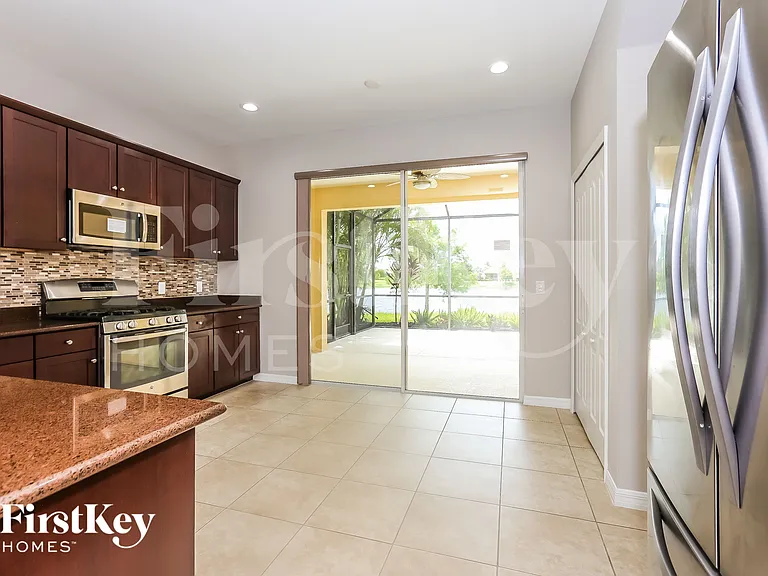 11438 Fort Lauderdale Pl — Photo 6