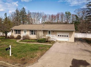 173 Chestnut Hill Rd, Rochester, NH 03867