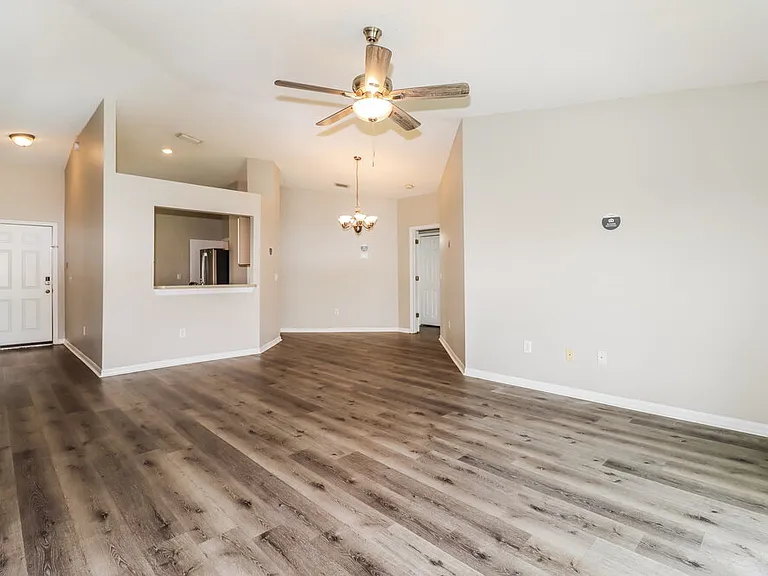 1212 Flexford St — Photo 4