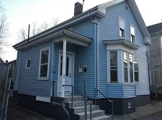 84 Waverly St, Providence, RI 02907