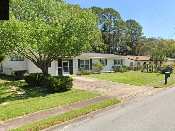 123 Robinwood Dr SW, Fort Walton Beach, FL 32548