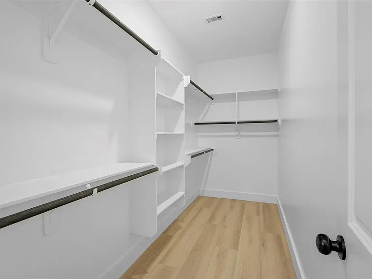 8410 Sunnyhill St — Photo 22