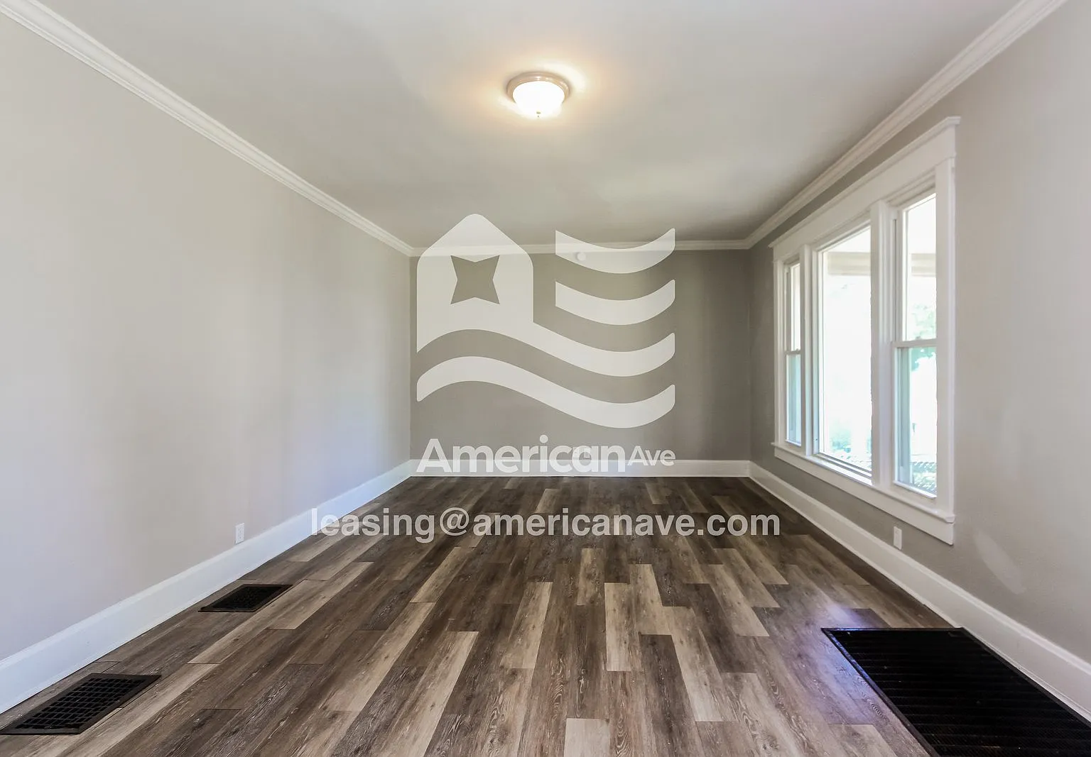 4 bed, 2.0 bath, 1834 sqft, $1,726 — Photo 4