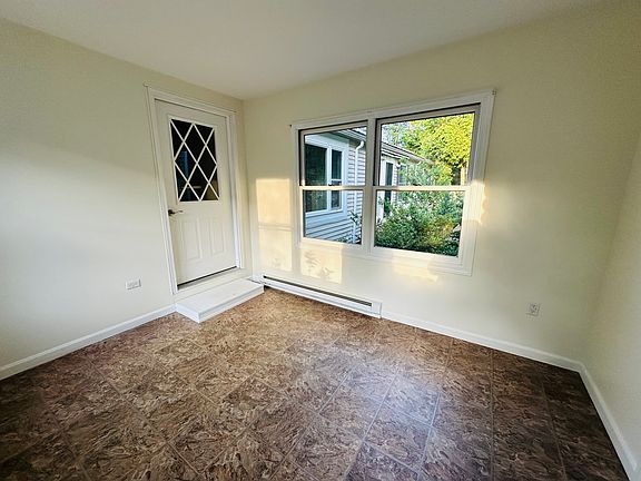 3rd image of 1 Walnut Dr