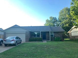 1112 W Pittsburg St, Broken Arrow, OK 74012