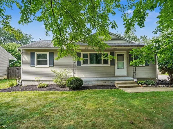 2491 Graham Rd, Stow, OH 44224