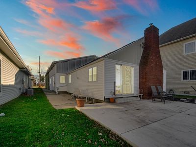 3593 Lake Shore Dr, Bremen, IN, 46506
