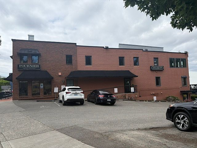 1st image of 3111 Harborview Dr Suite 1-100