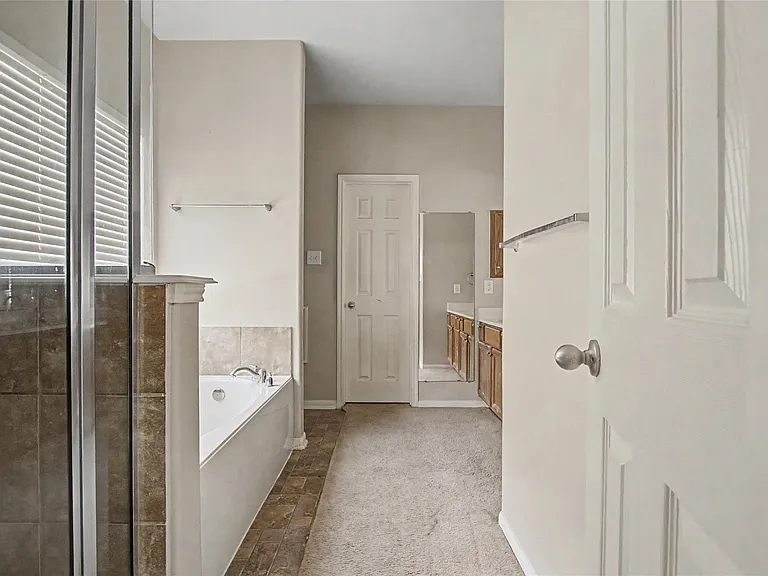 5934 Sugar Field Ln — Photo 17