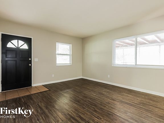 2nd image of 10112 N Ashley St