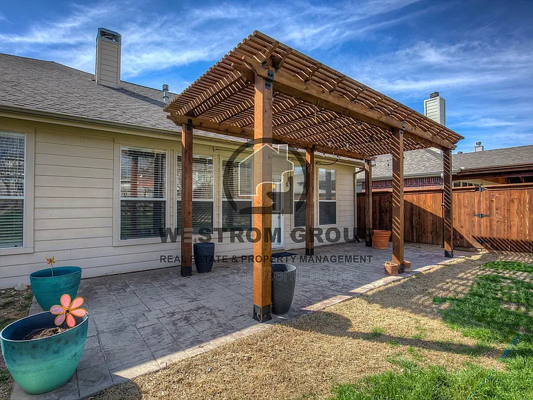 4537 Chris Dr — Photo 69