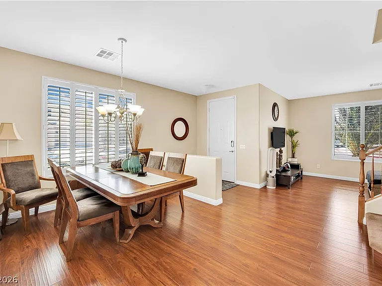 668 Sunrise Lake Pl — Photo 4
