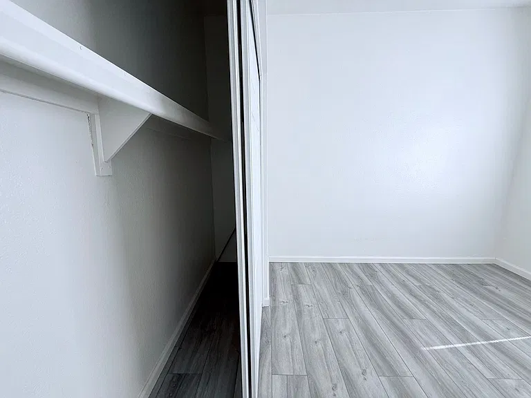 2814 E Kathleen Rd #102 — Photo 15