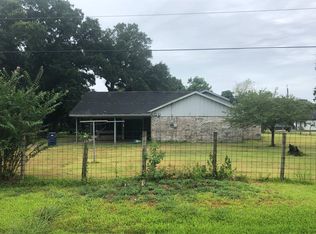 106 Dutch Lake Ct, Oyster Creek, TX 77541