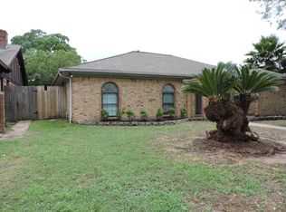 702 Ramada Dr, Houston, TX 77062