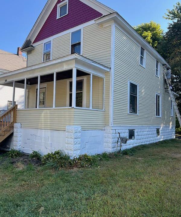 2nd image of 1410 N Church St