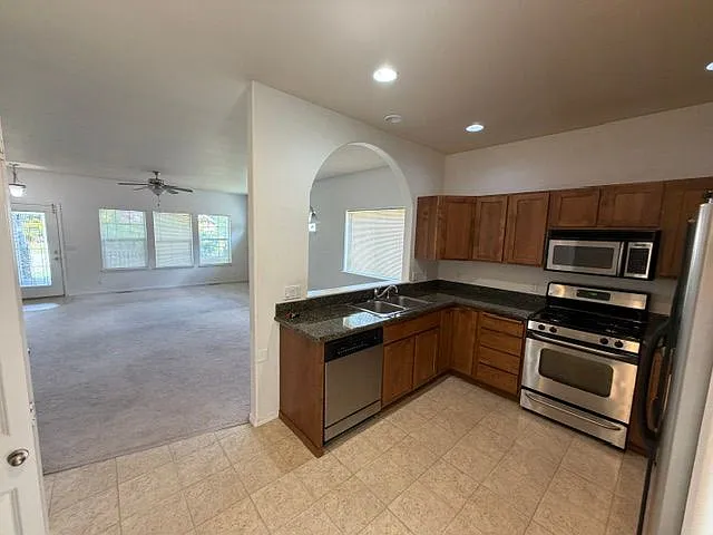 4937 E Portside Ct — Photo 6