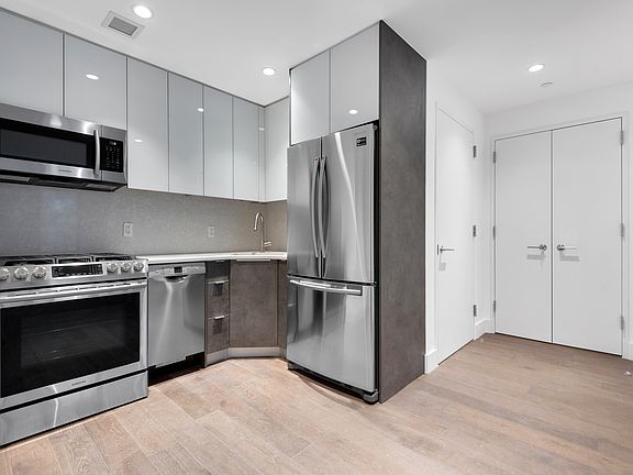 4th image of 227 Lexington Ave #202A