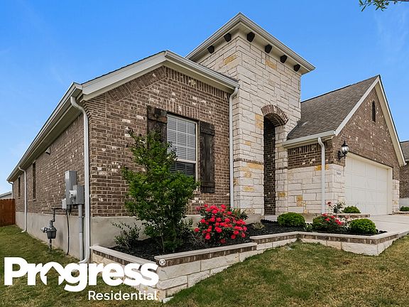 3rd image of 5908 Bianca Dr