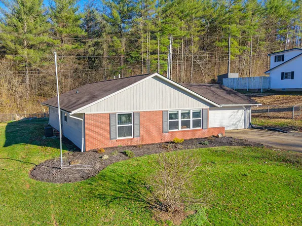 574 Jay Dr, Gallipolis, OH 45631