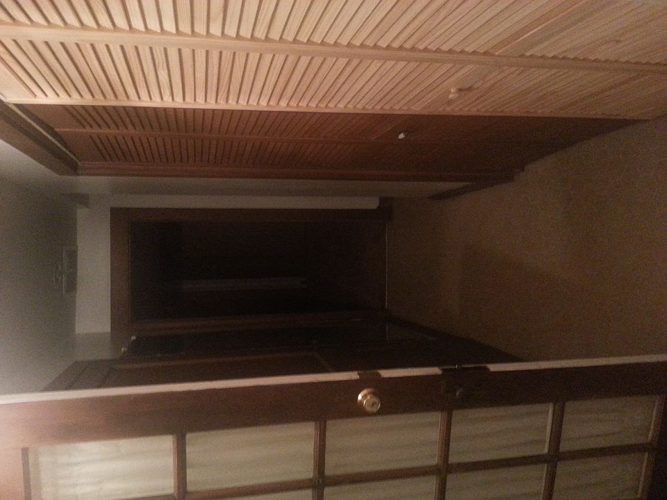 2nd image of 36 W 31st St #2