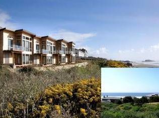 2724 Colony Cir, Bandon, OR 97411