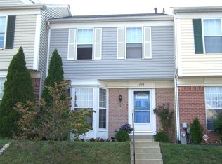 204 Edge Creek Ln, Odenton, MD 21113