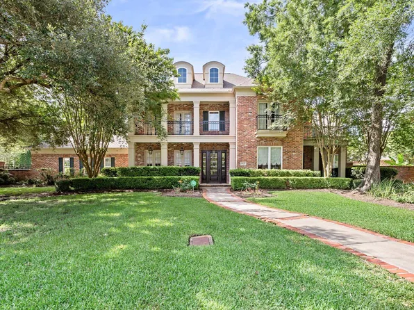 5035 Oakmont Dr, Beaumont, TX 77706