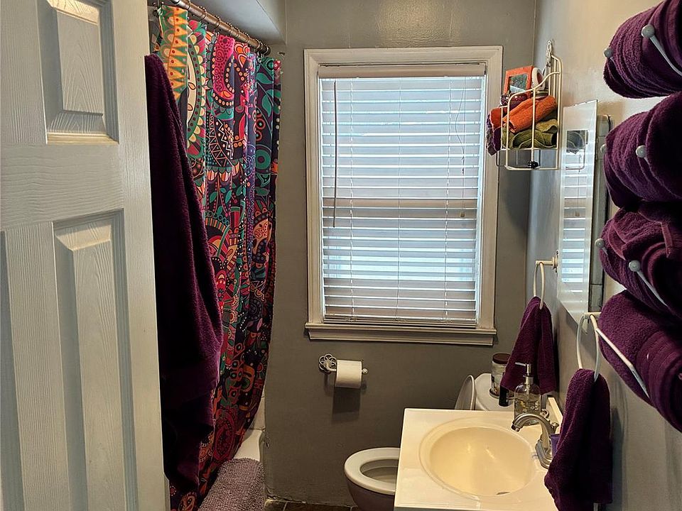 21148 Midway Ave, photo 4